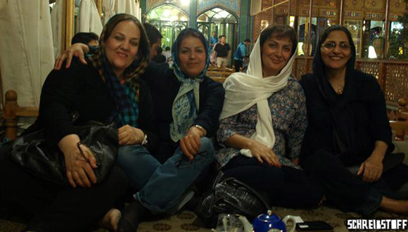 Vier Perserinnen in Isfahan